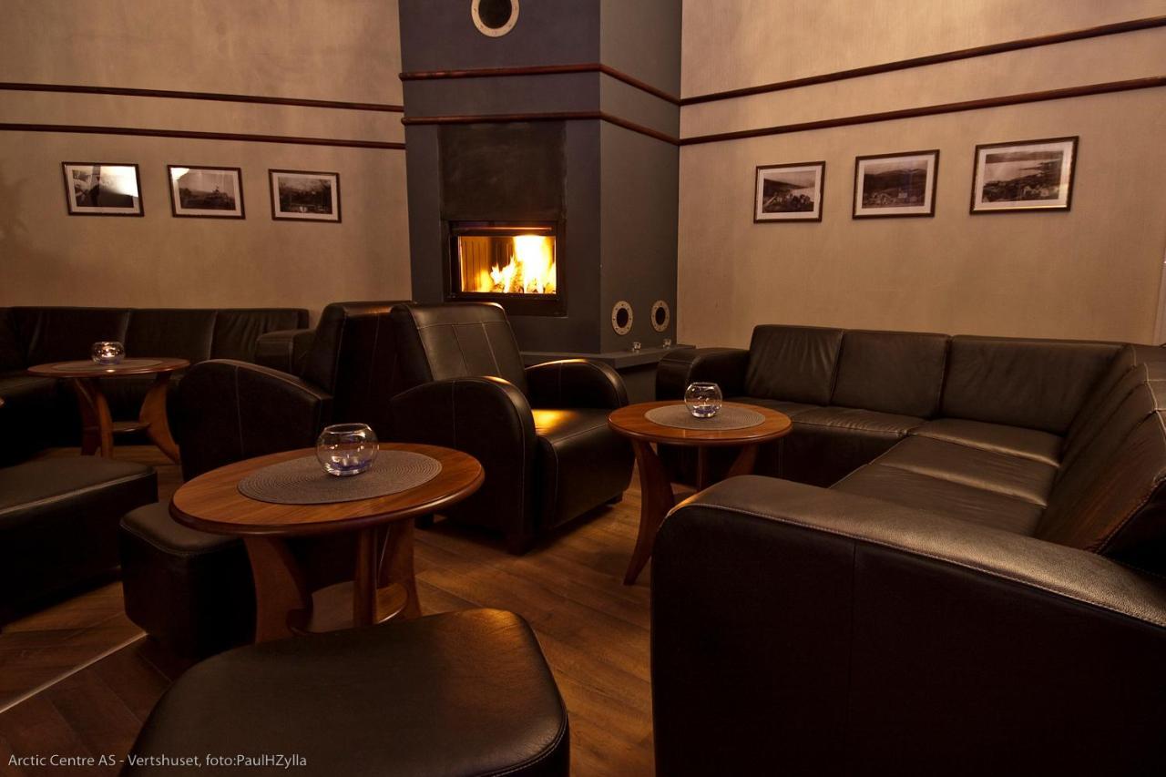 Arctic Inn Gratangen Bagian luar foto
