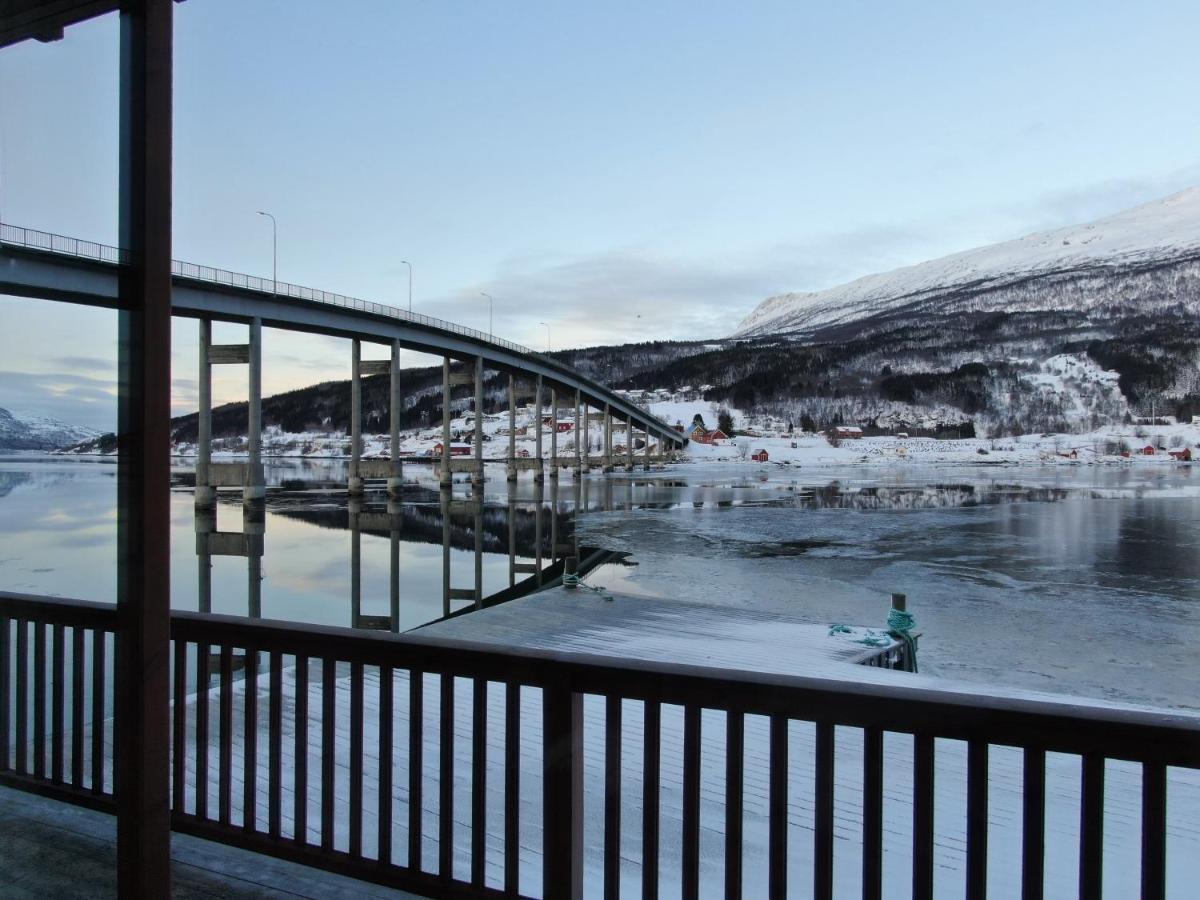 Arctic Inn Gratangen Bagian luar foto